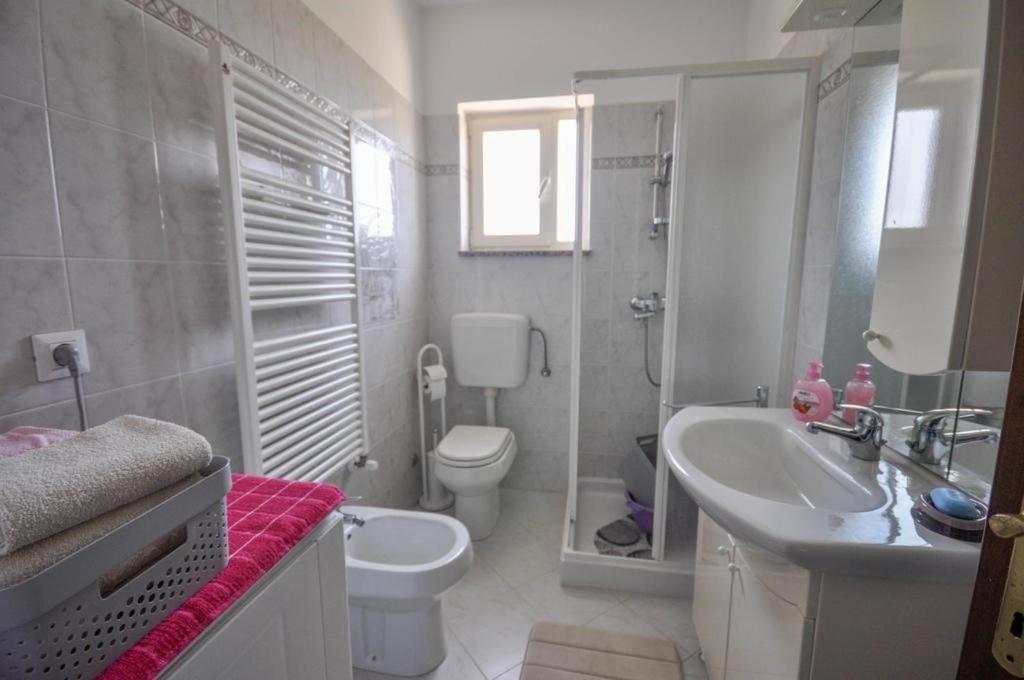 Angela Apartment Novigrad  ภายนอก รูปภาพ