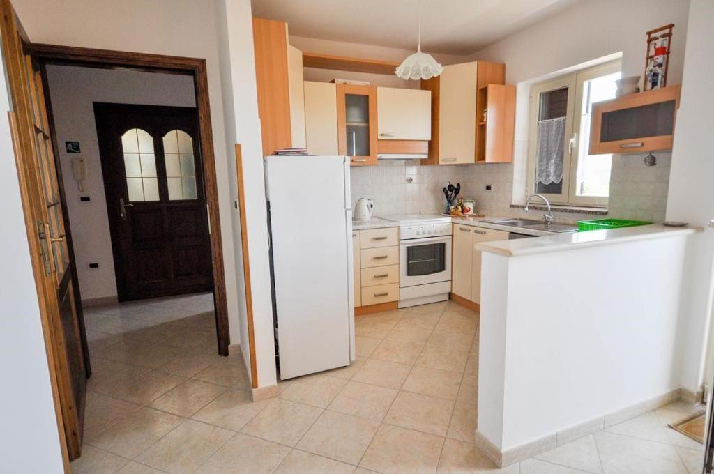 Angela Apartment Novigrad  ภายนอก รูปภาพ